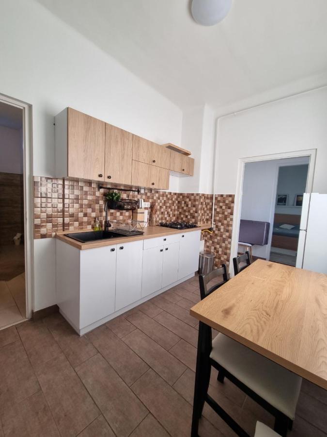 Nívó Apartman Siófok Apartamento Balatonszabadi Fürdőtelep Exterior foto